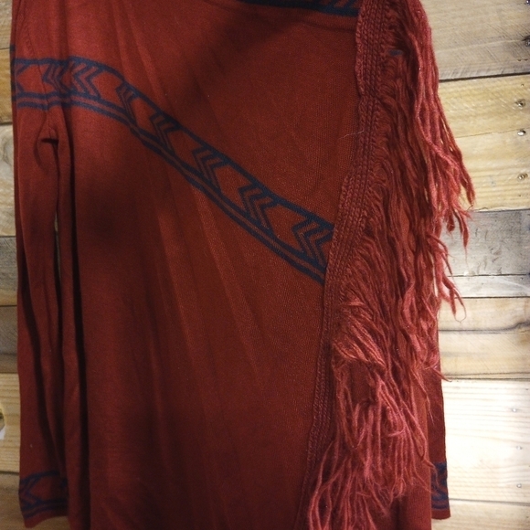 Kristin Nicole Fringed Southwest Aztec Burgundy Open Front Tie Front Cardigan Md - Picture 6 of 9